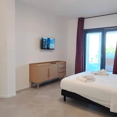 Marisabella 5 Apartment *